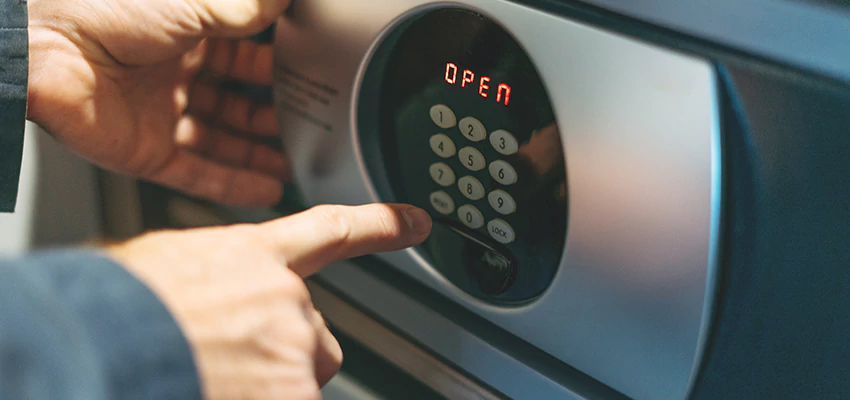 Cash Safe Openers in Stanton, California