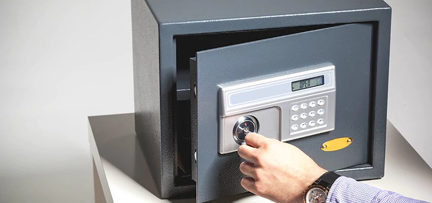 Jewelry Safe Unlocking Service in Stanton, California