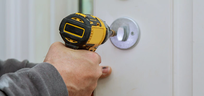 Street Locksmith For Smart Lock Repair in Stanton, CA