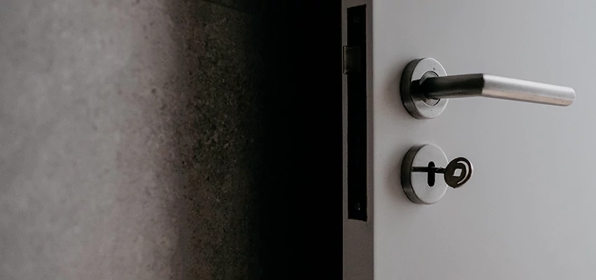 Front Door Handle Repair And Installation in Stanton, CA