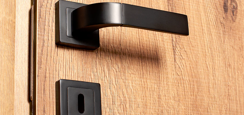 Weekend Lockout Assistance Troubleshooting in Stanton, California